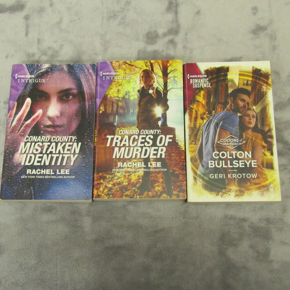 Novel Fiction Book lot of 3 Small book  Good condition